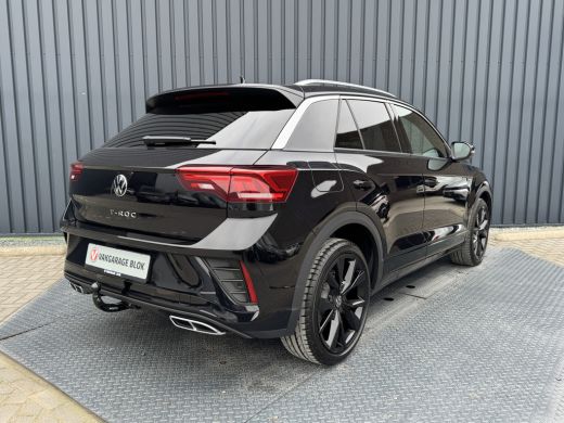 Volkswagen T-Roc 1.5 TSI R-Line Business | Black Style | Trekhaak afnb. | 19'' | IQ Light | Side Assist | Prijs Ri... ActivLease financial lease