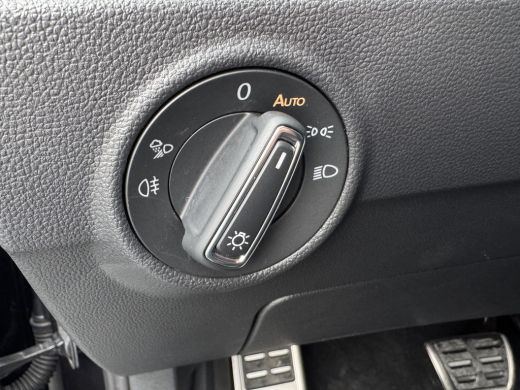 Volkswagen T-Roc 1.5 TSI R-Line Business | Black Style | Trekhaak afnb. | 19'' | IQ Light | Side Assist | Prijs Ri... ActivLease financial lease