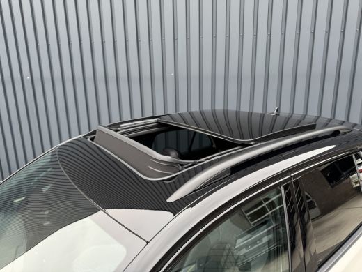 Volkswagen T-Roc 1.5 TSI R-Line Business | Trekhaak afnb. | Panodak | Keyless | Elk. A-klep | Side Assist | IQ Lig... ActivLease financial lease