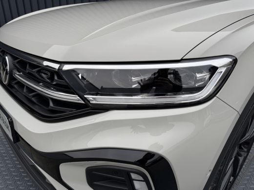 Volkswagen T-Roc 1.5 TSI R-Line Business | Trekhaak afnb. | Panodak | Keyless | Elk. A-klep | Side Assist | IQ Lig... ActivLease financial lease