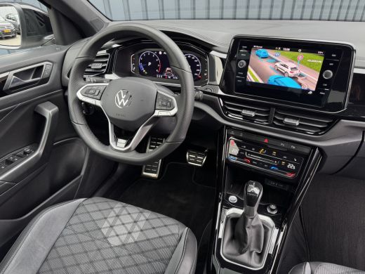 Volkswagen T-Roc 1.5 TSI R-Line Business | Trekhaak afnb. | Panodak | Keyless | Elk. A-klep | Side Assist | IQ Lig... ActivLease financial lease