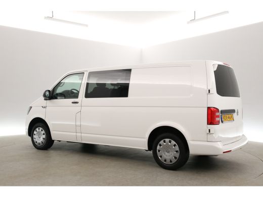 Volkswagen Transporter 2.0 TDI L2H1 | 150PK | DC | 6-Zits | Airco | Cruise | Carplay | Navigatie ActivLease financial lease