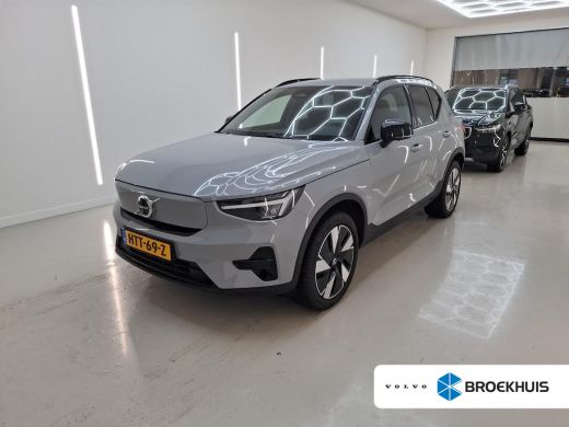 Volvo  EX40 Single Motor Extended Range Plus 82 kWh | Trekhaak | PDC V+A en 360 camera | Keyless Entry - Star...