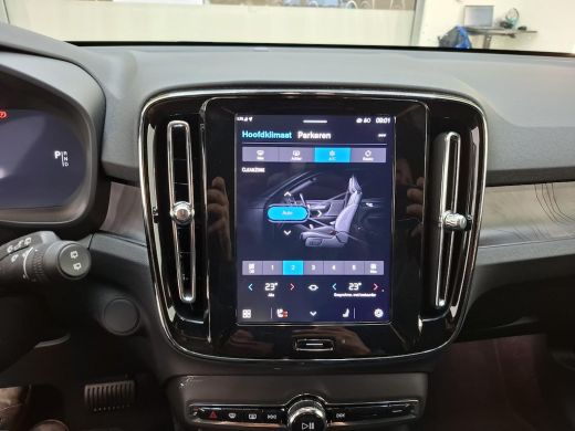 Volvo  EX40 Single Motor Extended Range Plus 82 kWh | Trekhaak | PDC V+A en 360 camera | Keyless Entry - Star... ActivLease financial lease