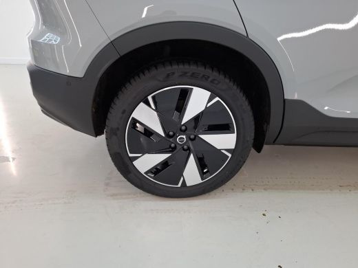 Volvo  EX40 Single Motor Extended Range Plus 82 kWh | Trekhaak | PDC V+A en 360 camera | Keyless Entry - Star... ActivLease financial lease