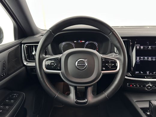 Volvo  S60 2.0 B3 R-Design Black Edition (INCL-BTW) Aut. *FULL-LED | LEATHER | HEATED-R-SPORTSEATS | HARMAN/... ActivLease financial lease