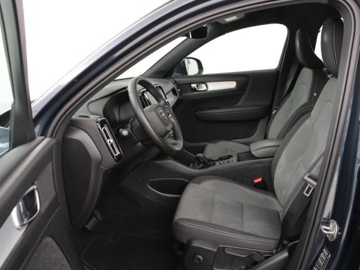 Volvo  XC40 1.5 T4 Recharge Inscription Expression | Trekhaak | Stoelverwarming | Camera | Carplay | Navigati... ActivLease financial lease