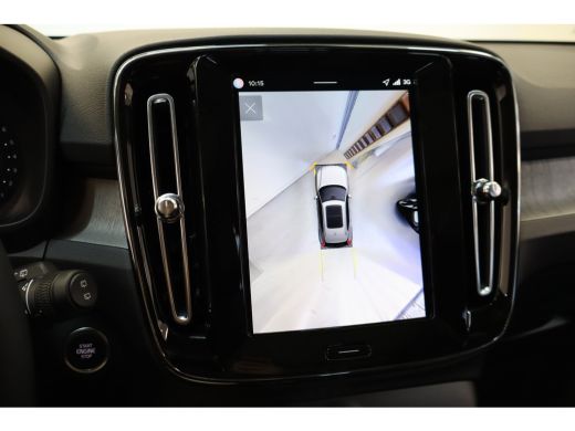 Volvo  XC40 B4 197PK Plus Dark | 360&deg; | Panoramadak | Getint Glas | HK Audio ActivLease financial lease