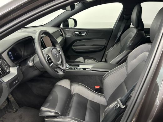 Volvo  XC60 Recharge T6 AWD Plus Dark | SoH 100% | PDC V+A en 360 camera | Keyless Entry - Start | Panoramada... ActivLease financial lease