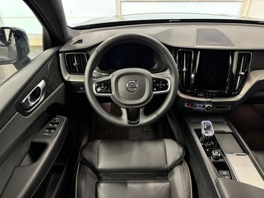 Volvo  XC60 Recharge T6 AWD Plus Dark | SoH 100% | PDC V+A en 360 camera | Keyless Entry - Start | Panoramada... ActivLease financial lease