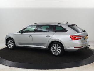 Skoda Superb 1.5 TSI Business Edition | Trekhaak | Stoelverwarming | Adaptive cruise | Camera | Memory | Carpl...