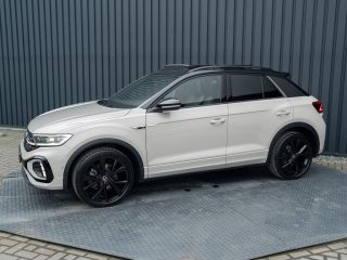 Volkswagen T-Roc 1.5 TSI R-Line Business | Trekhaak afnb. | Panodak | Keyless | Elk. A-klep | Side Assist | IQ Lig...