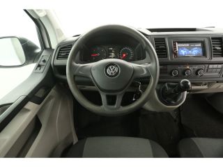 Volkswagen Transporter 2.0 TDI L2H1 | 150PK | DC | 6-Zits | Airco | Cruise | Carplay | Navigatie