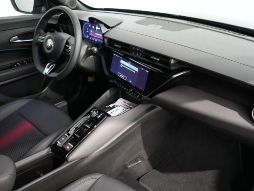 Alfa Romeo Junior Elettrica Speciale Automaat ActivLease financial lease