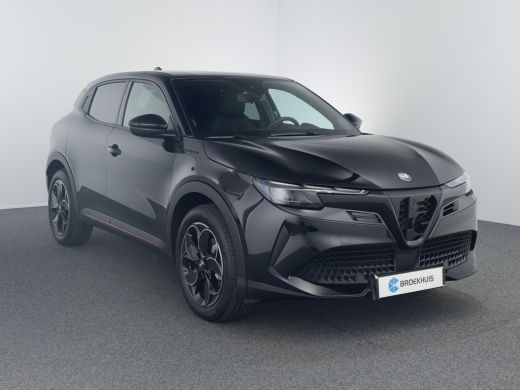 Alfa Romeo Junior Elettrica Speciale Automaat ActivLease financial lease