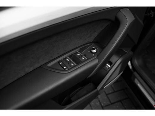Audi Q5 Sportback 55 TFSI e S edition Competition 367PK | Trekhaak | Luchtvering | Panorama Dak | B&O | H... ActivLease financial lease
