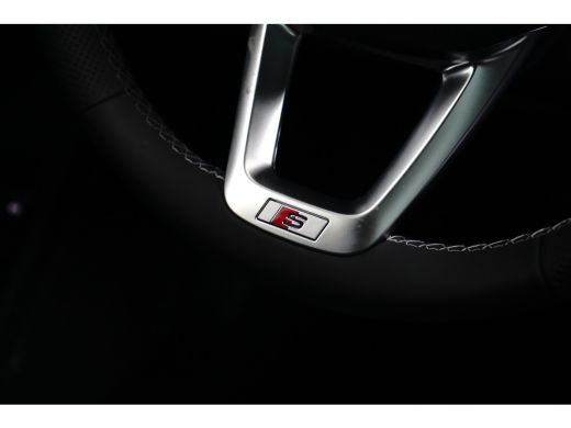 Audi Q7 60 TFSI e quattro S line 490PK |  Trekhaak | Panorama dak | Supersport Stoelen | Elek. Stoelen in... ActivLease financial lease