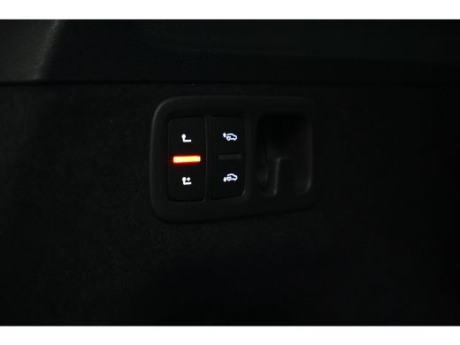 Audi Q7 60 TFSI e quattro S line 490PK |  Trekhaak | Panorama dak | Supersport Stoelen | Elek. Stoelen in... ActivLease financial lease