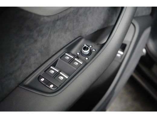 Audi Q7 60 TFSI e quattro S line 490PK |  Trekhaak | Panorama dak | Supersport Stoelen | Elek. Stoelen in... ActivLease financial lease