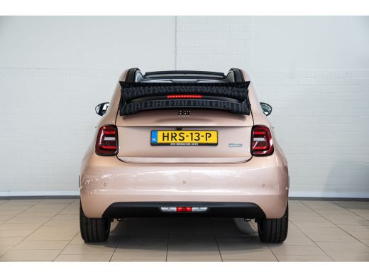 Fiat 500C La Prima 42 kWh | Lederen Bekleding | Camera | Climate Controle | Navigatie | Apple Carplay & And... ActivLease financial lease