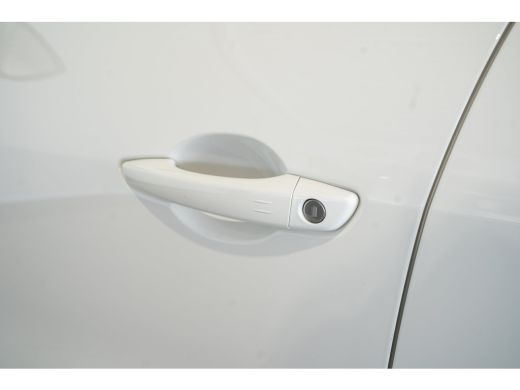 Fiat 600 1.2 Hybrid La Prima | Climate Controle | Lederen Bekleding | Navigatie | Camera | El. Achterklep ... ActivLease financial lease