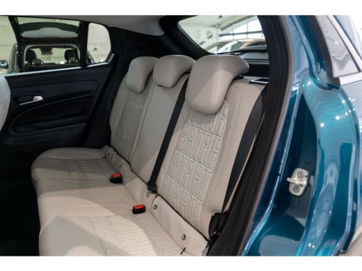 Fiat 600 1.2 Hybrid La Prima | Lederen Bekleding | Stoelverwarming | Climate Controle | Navigatie | Camera... ActivLease financial lease