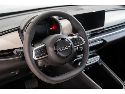 Fiat 600 1.2 Hybrid La Prima | Lederen Bekleding | Stoelverwarming | Climate Controle | Navigatie | Camera... ActivLease financial lease