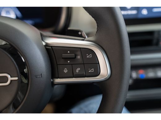 Fiat 600 1.2 Hybrid La Prima | Lederen Bekleding | Stoelverwarming | Climate Controle | Navigatie | Camera... ActivLease financial lease