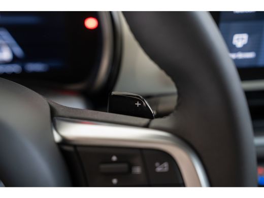 Fiat 600 1.2 Hybrid La Prima | Lederen Bekleding | Stoelverwarming | Climate Controle | Navigatie | Camera... ActivLease financial lease