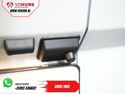 Ford E-Transit Custom 65 kWh L2 330 km WLTP 2x Schuifdeur/ Standkachel/ Snellader/ 2.3t Trekverm./ Carplay/ Climate/ Ca... ActivLease financial lease