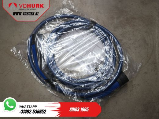 Ford E-Transit Custom 65 kWh L2 330 km WLTP LED/ Standkachel/ Snellader/ 2.3t Trekverm./ Carplay/ Climate/ Camera/ PDC/... ActivLease financial lease