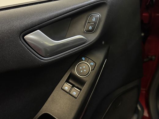 Ford Fiesta 1.0 EcoBoost 100PK TITANIUM NAVI/LED/CRUISE ActivLease financial lease