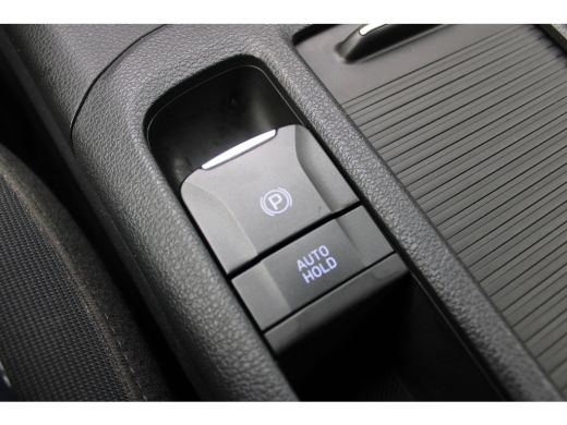 Hyundai i30 1.5 T-GDi Premium | Trekhaak |Stoelverwarming/vent. voor | Parkeers. v+a | Leder | | Airco (autom... ActivLease financial lease