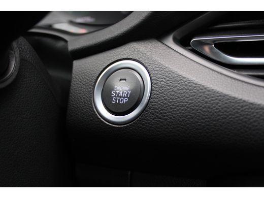 Hyundai i30 1.5 T-GDi Premium | Trekhaak |Stoelverwarming/vent. voor | Parkeers. v+a | Leder | | Airco (autom... ActivLease financial lease