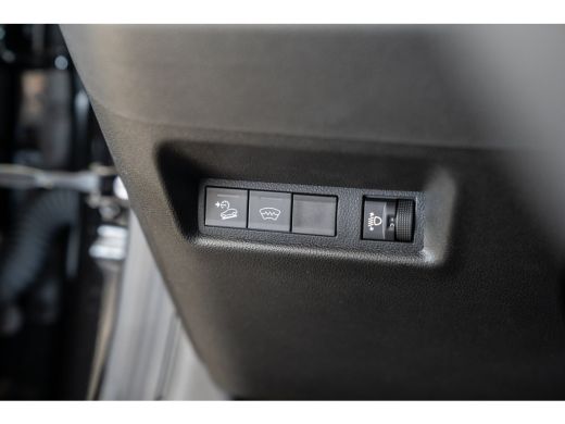 Jeep Avenger Summit 54 kWh | Lederen Bekleding | Warmtepomp | Panoramadak | Navigatie | Elektrische Achterklep... ActivLease financial lease