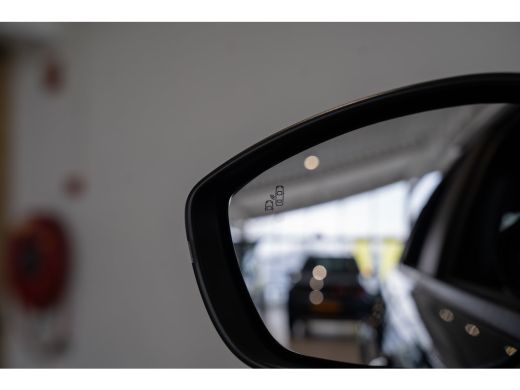 Jeep Avenger Summit 54 kWh | Lederen Bekleding | Warmtepomp | Panoramadak | Navigatie | Elektrische Achterklep... ActivLease financial lease