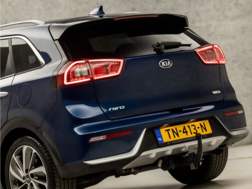 Kia Niro 1.6 GDi Hybrid Sport 142Pk Automaat (SCHUIFDAK, APPLE CARPLAY, NAVIGATIE, CAMERA, LEDER, STUUR/ST... ActivLease financial lease