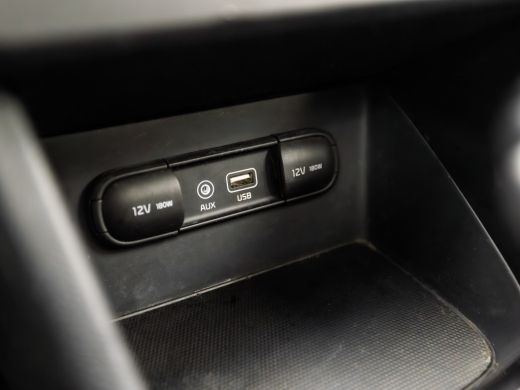 Kia Niro 1.6 GDi Hybrid Sport 142Pk Automaat (SCHUIFDAK, APPLE CARPLAY, NAVIGATIE, CAMERA, LEDER, STUUR/ST... ActivLease financial lease