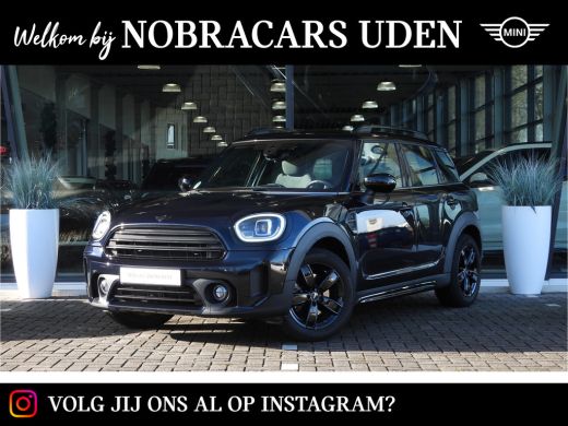 Mini Countryman Cooper Classic Automaat / Comfort Access / Stuurverwarming / LED / Comfortstoelen / Stoelverwarmi...