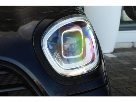Mini Countryman Cooper Classic Automaat / Comfort Access / Stuurverwarming / LED / Comfortstoelen / Stoelverwarmi... ActivLease financial lease