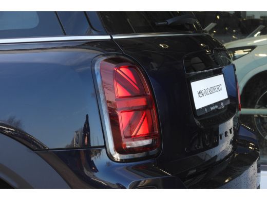 Mini Countryman Cooper Classic Automaat / Comfort Access / Stuurverwarming / LED / Comfortstoelen / Stoelverwarmi... ActivLease financial lease