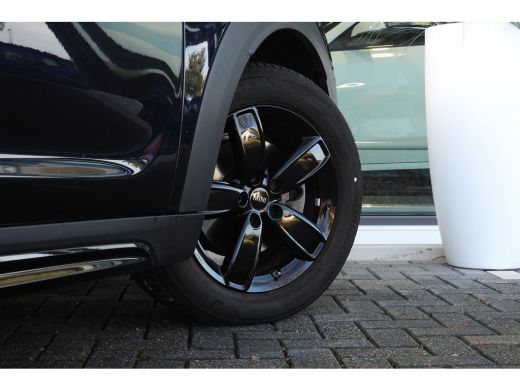 Mini Countryman Cooper Classic Automaat / Comfort Access / Stuurverwarming / LED / Comfortstoelen / Stoelverwarmi... ActivLease financial lease