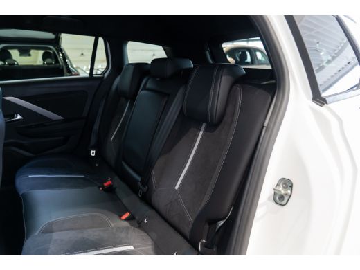 Opel Astra Sports Tourer 1.6 Turbo Plug In Hybrid 225 pk GSE | Alcantara | LED Matrix | Camera | Stoel & Stu... ActivLease financial lease