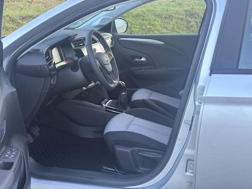 Opel Corsa 1.2 | benzine | NW model 2025 | carplay | stuurverwarming ActivLease financial lease