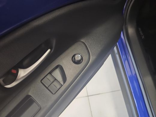 Toyota Aygo 1.0 VVT-i MT Play ActivLease financial lease