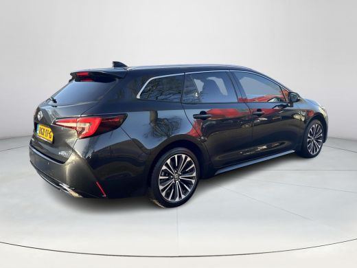 Toyota Corolla Touring Sports Hybrid 140 Dynamic | 06-10141018 Voor meer informatie ActivLease financial lease