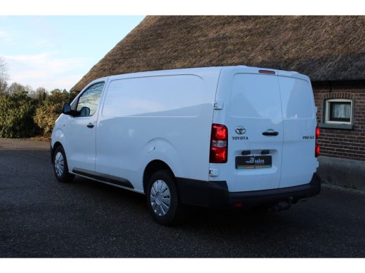 Toyota ProAce 1.5 D-4D 102Pk Live Long LANG 3-ZITS AIRCO NAVI 71000KM!!! ActivLease financial lease