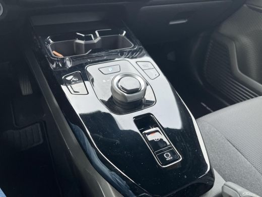 Toyota Urban Cruiser Dynamic 61 kWh | All-in prijs | Apple/Android | Camera | Stoel/Stuurverwarming | ActivLease financial lease