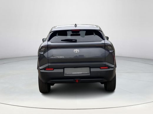 Toyota Urban Cruiser Dynamic 61 kWh | Nieuwe auto | Direct uit voorraad leverbaar | ActivLease financial lease