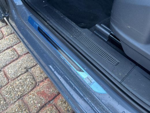 Volkswagen Caddy 1.5 TSI Hybride Style | Pano | A-Camera | Lane Assist | Navi | Apple Carplay | PHEV | ActivLease financial lease